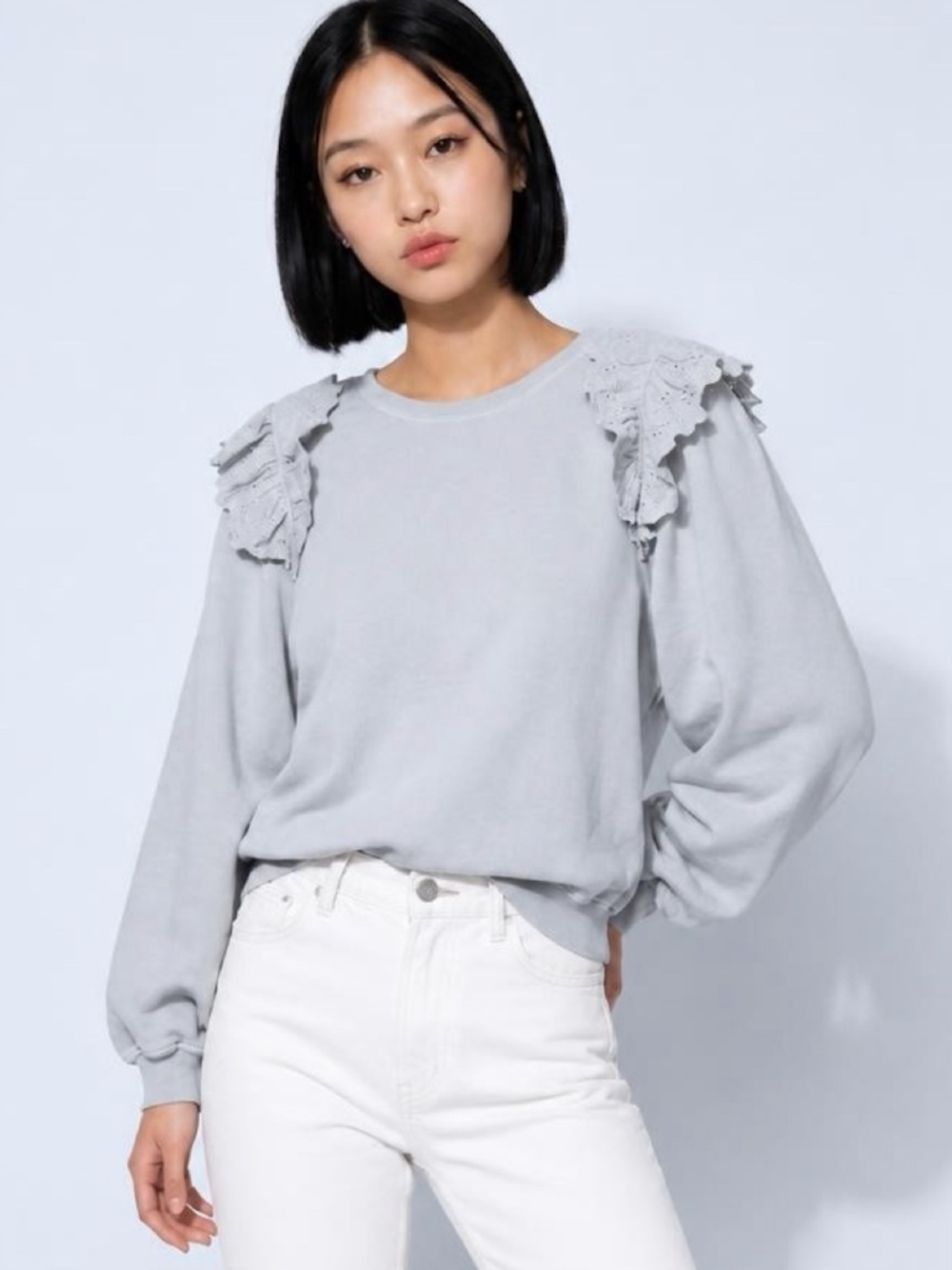THE GREAT. Eyelet Pleat Sleeve Sweatshirt Blue Size 2